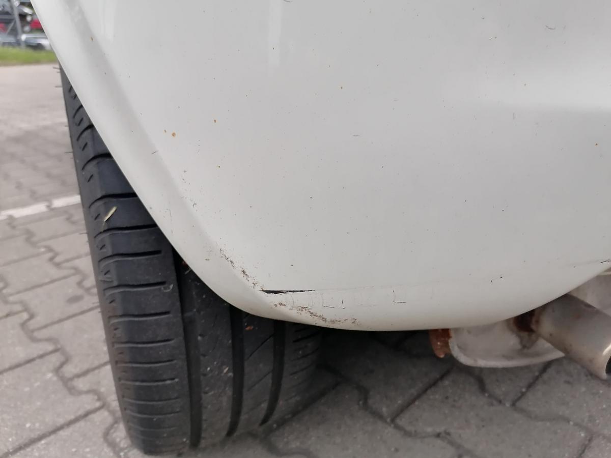 Ford Ka 2 RU8 original Sto&szlig;stange Stossf&auml;nger hinten Chrystal Wei&szlig; Bj.2012